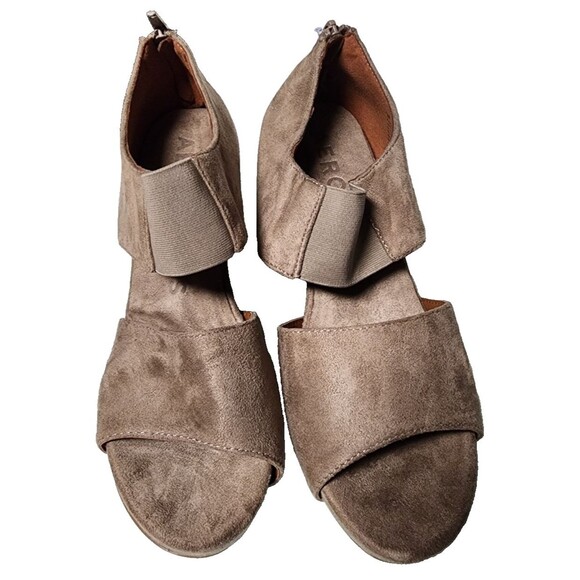 Aerosoles Purdy Dress Wedge Heels Size 9 NWT Comfort - Picture 3 of 11